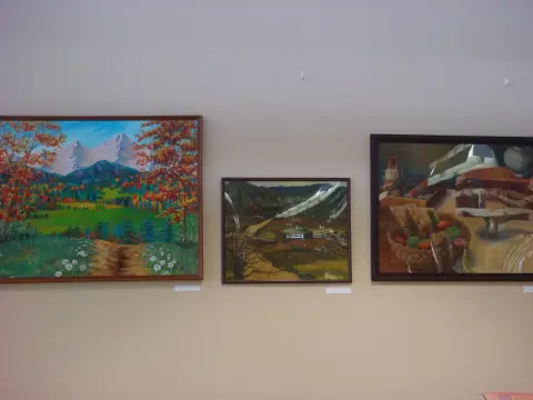 Early-career international exhibition archive image